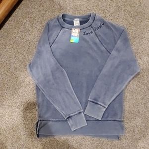 NWT Victoria's Secret Love Pink Swtr